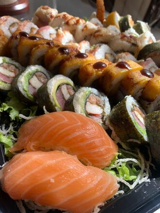 COMBOS DE SUSHI VARIADOS