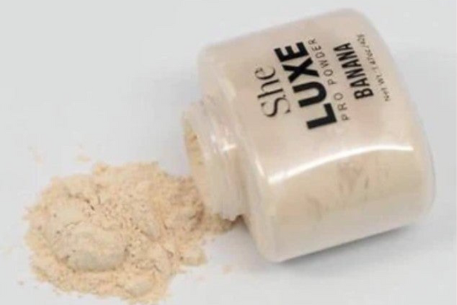 Wholesale She Luxe Pro Face Powder-Banana Color NEW