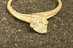Compra a precio fijo : Heirloom Diamond & White Gold Solitaire Ring