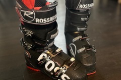 Winter sports: Rossignol Ski Boots