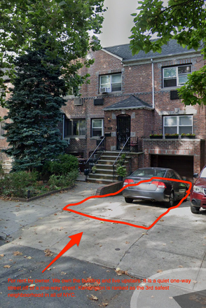 Kensington Brooklyn NY, Great & Large Private Driveway Parking
