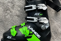 Winter sports: LANGE RX110 Ski boots size 10 in very good condition
