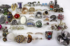 Bulk Lot (Liquidation & Wholesale): (1,047 Piece) Stylish Rings For Women - Fashion Jewelry Lot