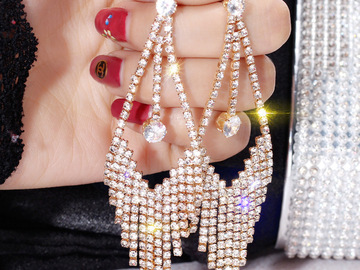 Buy Now: 40 Pairs Elegant Women's Tassel Rhinestone Earrings