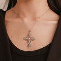 Comprar ahora: 90 Pcs Hollow Rhinestone Alloy Women's Necklace