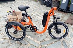 Selling: Vente tricycle electrique