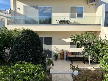 Rooms for rent: Garden Villa - Mosta