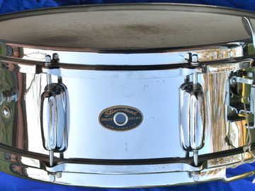 Selling with online payment: 1959-62 Slingerland brass 8 lug RK snare drum