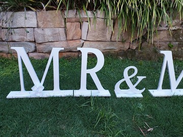 Selling: Big MR and MRS sign