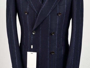 Selling with online payment: [EU] NWT Suitsupply navy striped db suit, size 38R