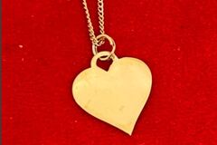 Comprar ahora: 6 pcs-Sterling Silver Vermeil Heart Pendant-18" chain-$7.99 ea