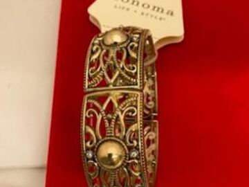 Buy Now: 100 pcs--Kohl's Antique Gold Bracelets--$24.00 retail--$0.99