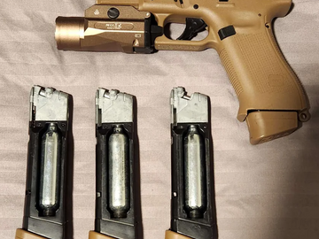 Selling: Glock 19X CO2 Powered Blowback Handgun