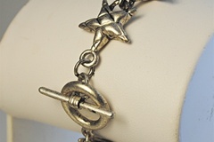 Comprar ahora: 40-Antique Silver Stars Bracelet w/Toggle Clasp 7 1/2"-$2.99