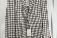 Selling with online payment: [EU] NWT Suitsupply brown and beige checked jacket, size 38R
