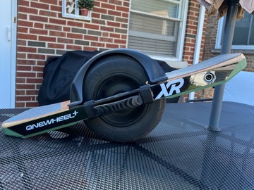 Sell: Onewheel XR, Barely Used, 28miles 