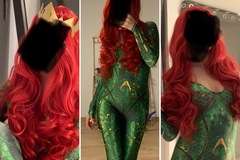Selling with online payment: DC Comic Mera Cosplay