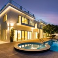 For Sale: Luxurious Palm Jumeirah Villa with Atlantis Views