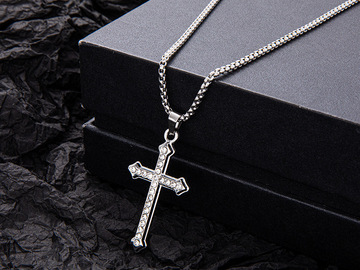 Comprar ahora: 70Pcs Rhinestone Cross Fashion Pendant Necklace