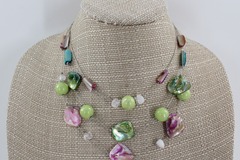 Comprar ahora: One Dozen Multi Strand Mother of Pearl Shell Necklaces #N2355