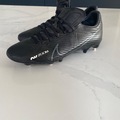 SELL: Zoom Mercurial Vapor 15 Academy Anti-clog-size 6
