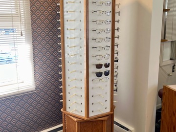 Selling with online payment: Fashion Optical Dispensary Ensemble