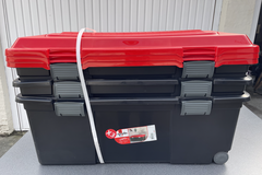 For sale : 3 box de rangements 75 L Sundis