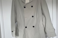 Selling with online payment: [EU] NWT Suitsupply stone db trench coat, size 38R
