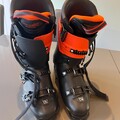 Winter sports: Salomon 100 Ski Boots UK 11