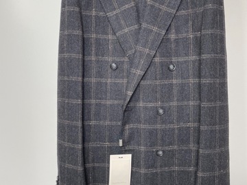 Selling with online payment: [EU] NWT Suitsupply dark grey db checked suit, size 38L