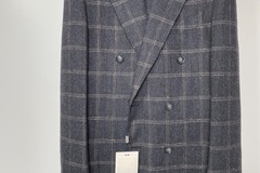 Selling with online payment: [EU] NWT Suitsupply dark grey db checked suit, size 38L