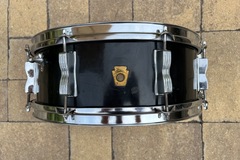 Selling with online payment: Ludwig 5x14 Jazz Festival snare 1960s Black Lacquer