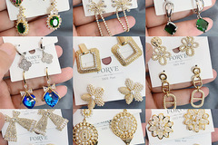 Buy Now: 100pairs Long tassel zircon earrings