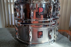 Selling with online payment: 70's Premier snare drum  Brushed Aluminum 8-lug Hi Fi
