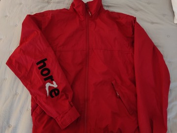 Myy: Horzen punainen takki