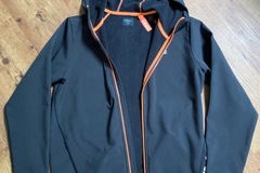 General outdoor: O’Neill lightweight jacket