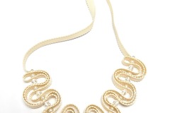  : Ivory ribbon necklace