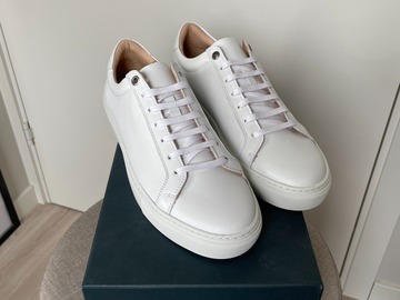 Selling with online payment: [EU] NWT Suitsupply white leather sneakers, size US8 EU41