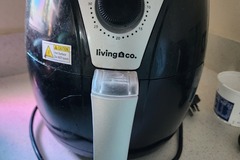 For Sale: Air fryer