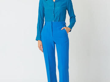 Selling: Elissa trouser in blue 
