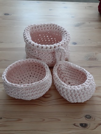 3 PANIERS AU CROCHET