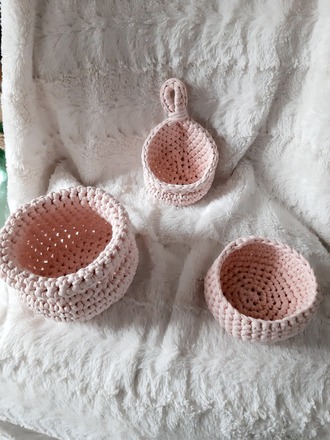 3 PANIERS AU CROCHET