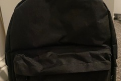 General outdoor: Black backpack 
