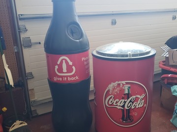 Renting out with online payment: Vintage Cherry Coca Cola Cooler & Coke Bottle Recycling Bin