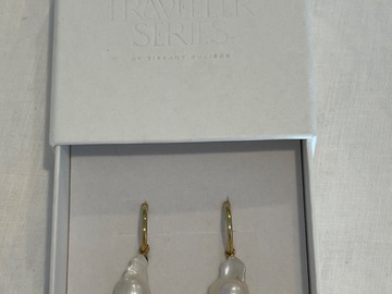 Selling: The Traveller Series - Armelle Pearl Earring 