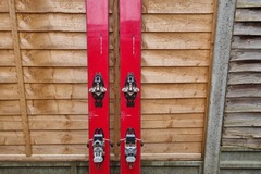 Winter sports: DPS Lotus 120 Hybrid Skis (190 cm) + Dynafit Beast 14 bindings