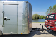 Renting out with online payment: 4hr Enclosed Trailer Transportation