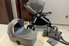 Selling: Mamas and Papas Ocarro Stroller Set with Carry Cot and Changing