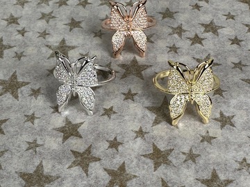 Comprar ahora: 30 Pave Set Cubic Zirconia Butterfly Rings