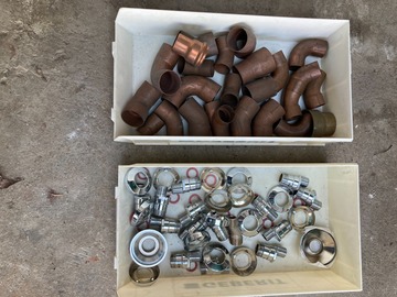 À vendre: Raccords désaxés chromés
